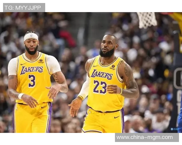 湖人对阵骑士精彩直播第四节全程回顾与分析尽在此处 湖人对阵骑士精彩直播第四节全程回顾与分析尽在此处