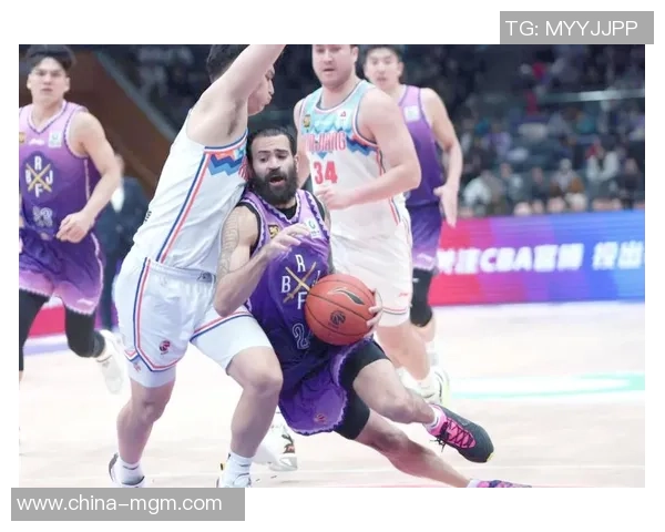 2021年1月25日新疆男篮对阵北控精彩对决回顾与赛后分析 2021年1月25日新疆男篮对阵北控精彩对决回顾与赛后分析